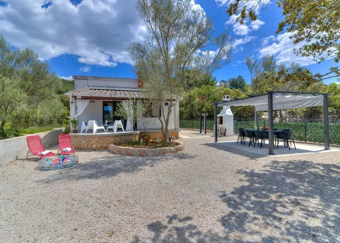 Dom wakacyjny House Kim *